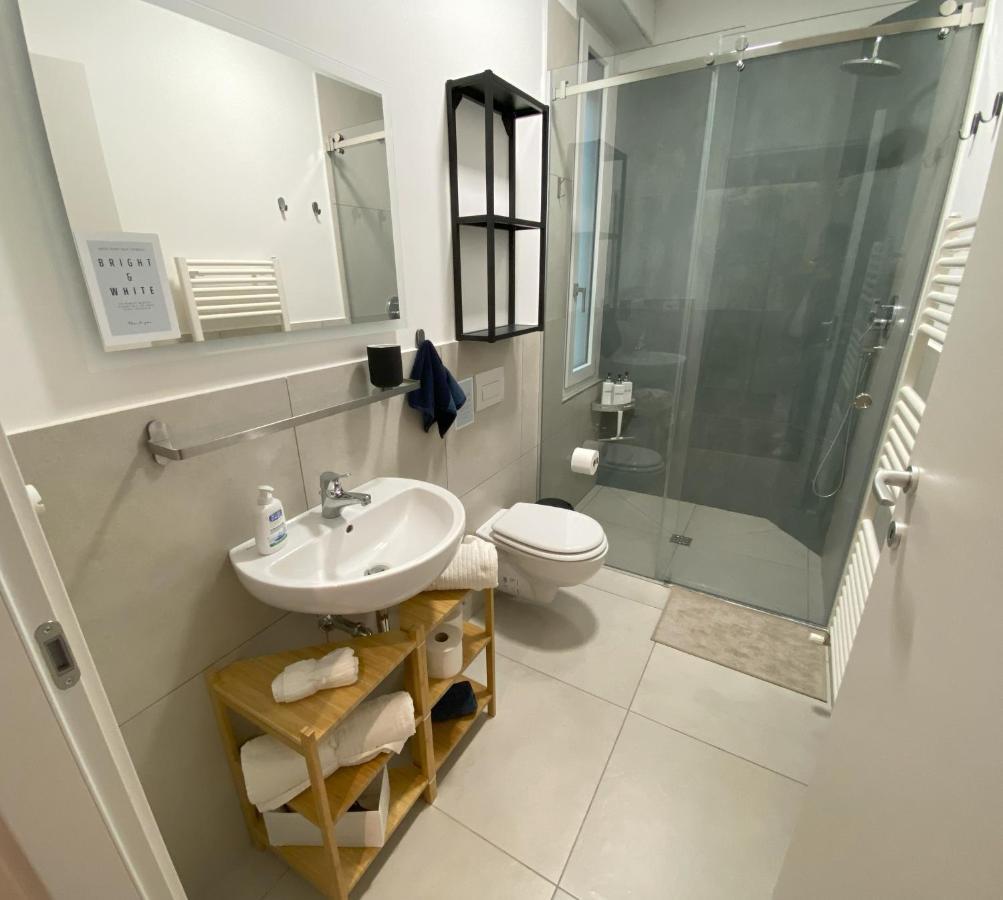 Charming Newly Renovated Apartment فلورنس المظهر الخارجي الصورة